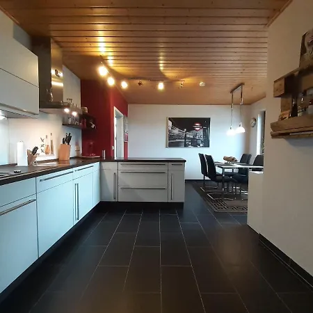 Terrasse Parkplatz Wallbox Nuerburgring * Herresbach