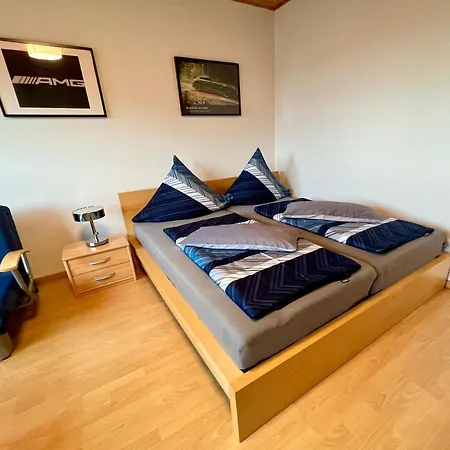 Апартаменты Terrasse Parkplatz Wallbox Nuerburgring