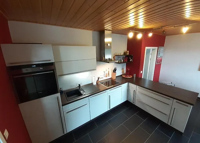 Апартаменты Terrasse Parkplatz Wallbox Nuerburgring